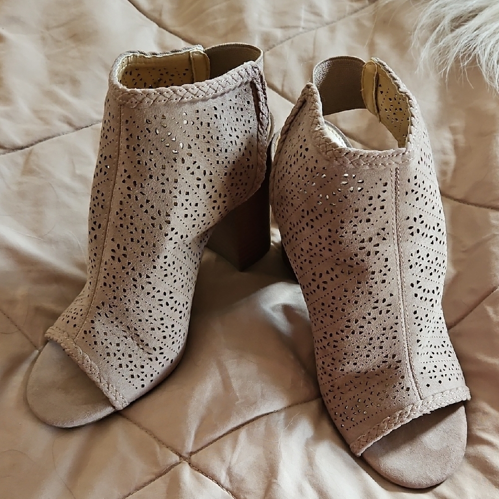 Women's Tan Peep-Toe Ankle Boots